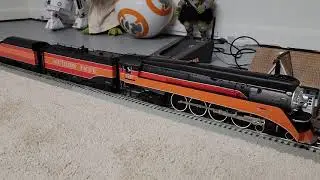 MTH Premier Southern Pacific GS-4 Daylight with Lionel aux tender