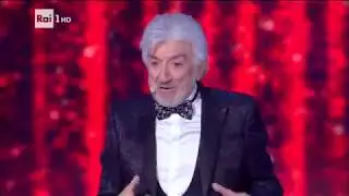 Gigi Proietti canta 