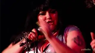 Jarvis Cocker & Beth Ditto - Temptation (The Shockwaves NME Awards 2007)