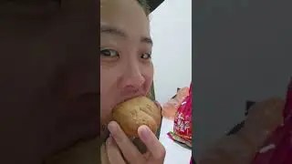 怡保Gunung Rapat的驻名两家香饼302和362年饼❤️都是主打手工制作，302更是用椰壳烧窑去烤出来的香饼，两家的香饼有什么不同呢？你最爱哪一家呢？可以留言在下面哦❤️❤️