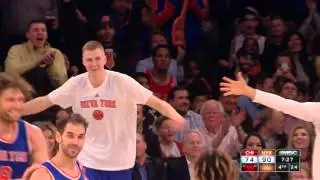 Crazy Lob, Crazy Finish - Calderon's 70-foot alley-oop to Williams!
