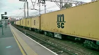 (HD) GBRf 66718 & 66741 crossover at Stratford - 16 7 14