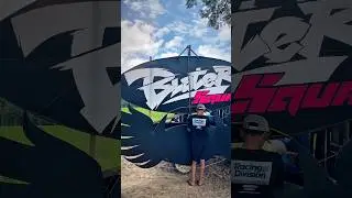 PENERBANGAN LAYANGAN BESAR SUARA KERAS #fypシ #layanganputus #kite #diansetya