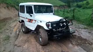 toyota bandeirante - caminho mais difícil é sempre o melhor - roda livre - susto na trilha