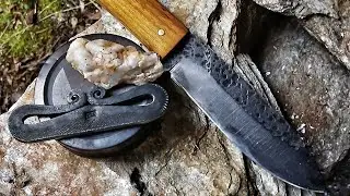 Bushcraft, flint and steel, pasta al pomodoro, punk wood.