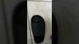 Amazon yeezy slides