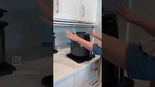 Kitchen appliance garage