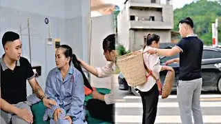 The Woman Breaks Down in Tears as Tuan and His Single Mother Travel 150km Just to See Her