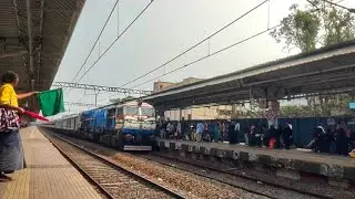 11012 l Dhule Mumbai CSMT express with tri color wdp4d crossing khadavli station 