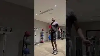 Gym vs Beach: Epic Jump Rope Challenge! #shorts