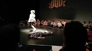 Concours d'impro au Cuvier d'Artigues par le Cours Florent