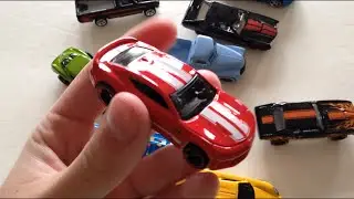 RARE Red 2016 Camaro SS Hotwheels Q Case Gift Pack