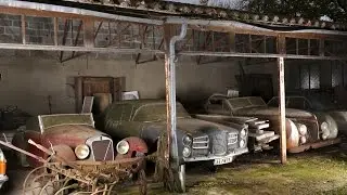 Abandoned Cars in Barns US 2016. Old Vintage Cars. Abandoned rusty cars in America.