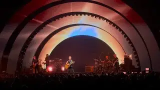 Jean-Louis Aubert - Le jour se l&egrave;ve encore (Live Pafini Tour at Ark&eacute;a Arena, Bordeaux 17/10/2025)