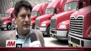 Entrega de flota Mack a Induamerica Servicios Log&iacute;isticos