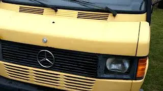 Cold Engine Running Mercedes 310D T1 3&deg;C (rainy day) 500k km