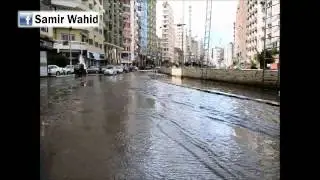 غرق شوارع المنصورة فى مياة الامطار   تصوير سمير وحيد 0