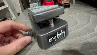 Briskdrop Dunlop JC95B Jerry Cantrell Rainier Fog Cry Baby Wah Bundle Review