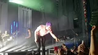 5SOS3 shes kinda hot LIVE houston tx (ft. Awsten knight)