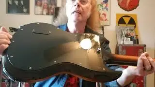 Jim Lea  bass replica