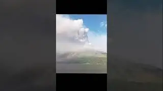 Breaking news! Mt. Ruang  volcanic eruption in North Sulawasi, Indonesia #volcano #disaster