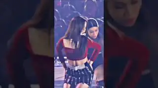HER Abs IS GORGEOUS 👄🔥☠️ &lrm;@sooyaaa__ @official_BLISSOO  #blackpink #jisoo #misskorea #fyp