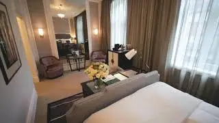 Deluxe 1897 Room