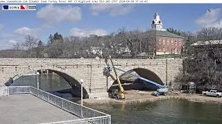 Iowawebcam.com Live Stream from Elkader Iowa 4-18-24