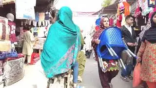 How people shop in crowded bazar in Lahore-Travel in Pakistan