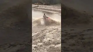 Honda 420 goin deep no snorkel