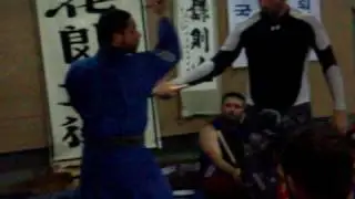 MODERN FARANG MU SUL JUNG BONG SUL - KALI / ESCRIMA / ARNIS: MASTER DENNIS VEGA