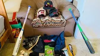 WHATS IN MY BASEBALL BAG 2019