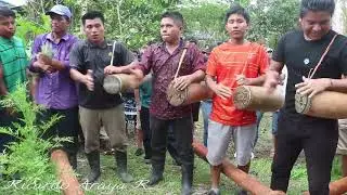 Canto sagrado Bribri durante el Festival Cultural Ak Ku&eacute; 2019 en Amubri, Talamanca