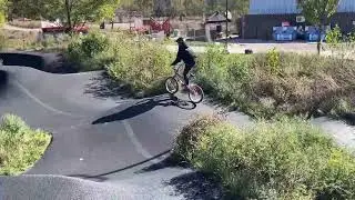 Pump track on the retro 80&rsquo;s Mongoose super goose bmx!