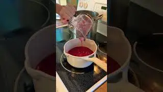 Homemade rhubarb jelly! 😋