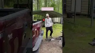 Dodge guy hooking up his boat!!!