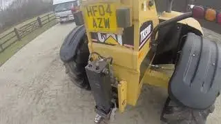CATERPILLAR TH330B TELEHANDLER