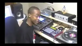 Me in 2006 with a MPC1000 and MC-909