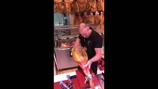Deshuese de jamones en supermercados Manper