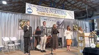 Agee Family To God be the glory