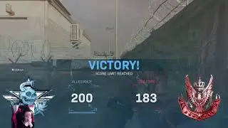 Chica jugando en Directo Call of duty modern warfare