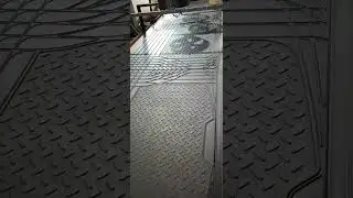 Car trunk waterproof pad