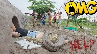 TERRIBLE! 4 Brave Hunters Save Ethnic Girl Attacked by 3 Giant Snakes