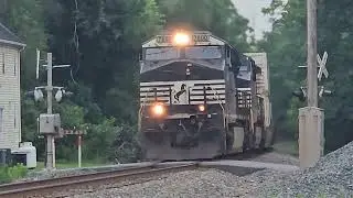 NS 7600 Leads NS 4449 on NS 25A Passing Through in Boyce VA