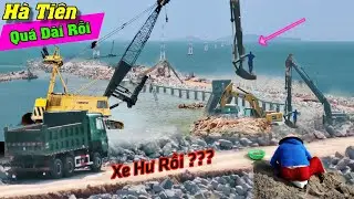 Mới nhất xe đổ đá bất ngờ nằm im đường lấp biển Hà Tiên dài quá rồi 