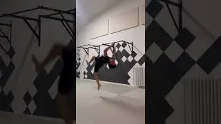 How many gainers ?😵&zwj;💫 #limbogravity #limbo #tricking  #backflip #inspiration #airtime #slowmo