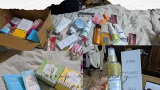 Itna Sara makeup aur skincare😮😮 mann karta hai sab rakh lu🫠🫠 Indu ke pas itna saaman hai kya btau.!!