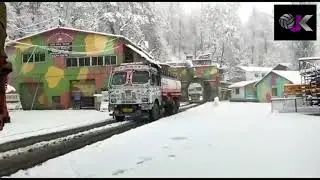 Snowfall at Jawahar Tunnel, NH44 closed