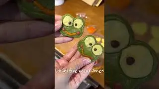Let&rsquo;s make frog cookies!