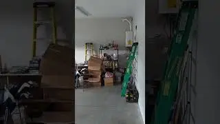 Vivian Garage